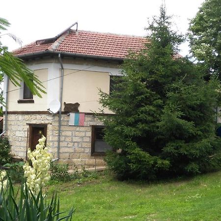 Къща Под Наем Petrova Otel Cherven  Dış mekan fotoğraf