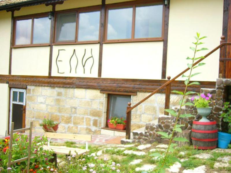 Къща Под Наем Petrova Otel Cherven  Dış mekan fotoğraf
